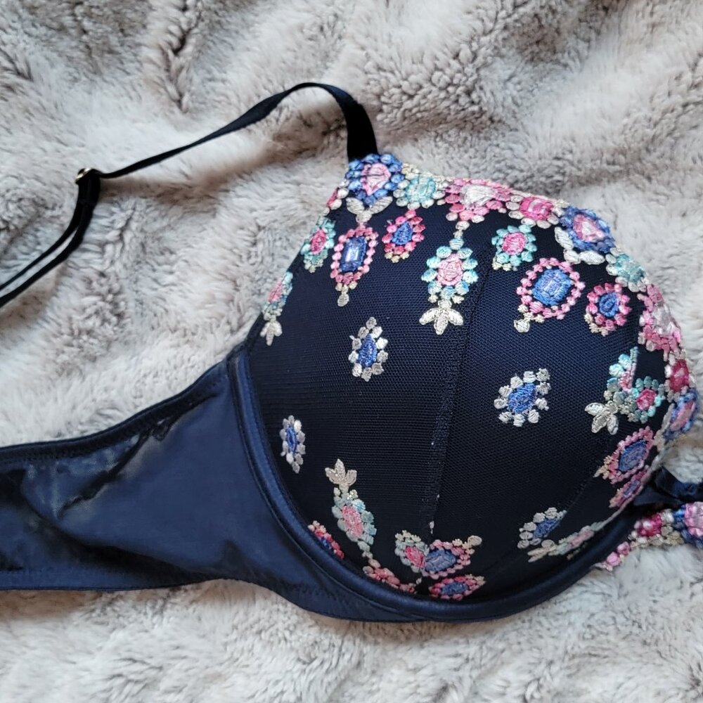🚫SOLD🚫Victoria's Secret Dream Angels Push Up